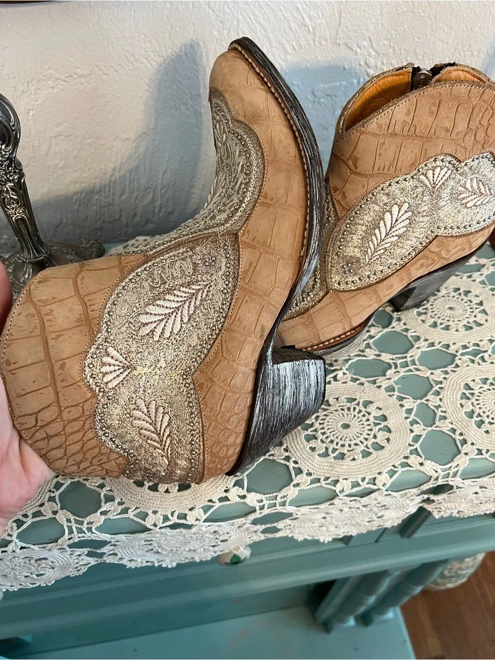 Old Gringo Tan Croc-Embossed Western Ankle Boots with Cream Embroidery - Picture 4 of 5